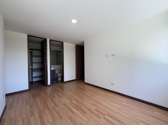 Apartamento de 3 alcobas en arriendo en Camino Verde, Envigado, 85 m² · foto 12 de 18