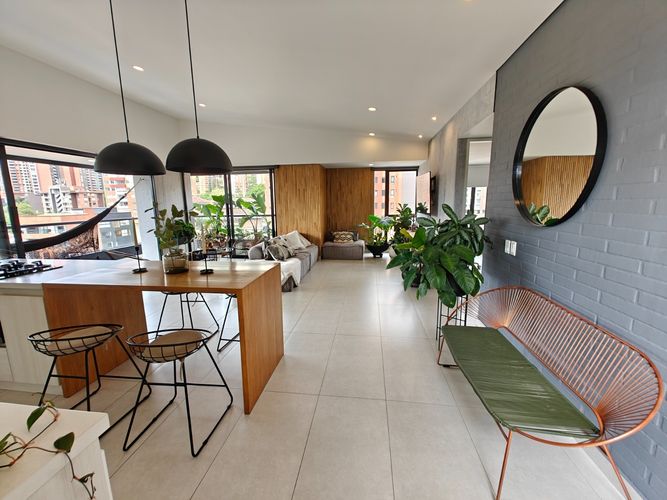 Apartamento de 2 alcobas en venta en Cumbres, Envigado, 106 m² · foto 5 de 14