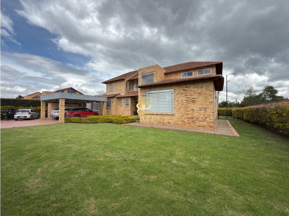 Casa en arriendo en Calahorra, Cajicá · foto 2 de 24