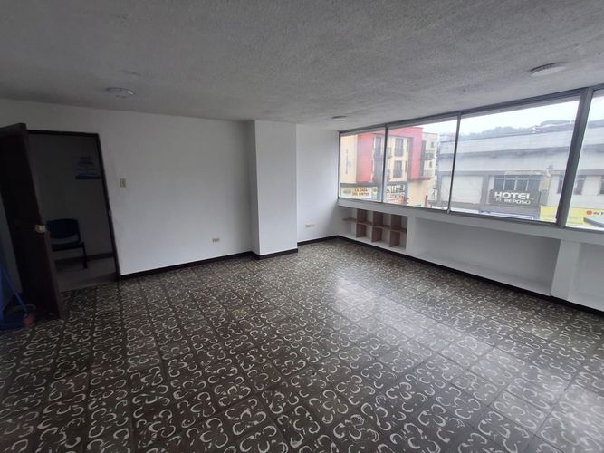 Oficina en arriendo en Centro, Armenia, 20 m² · foto 2 de 13