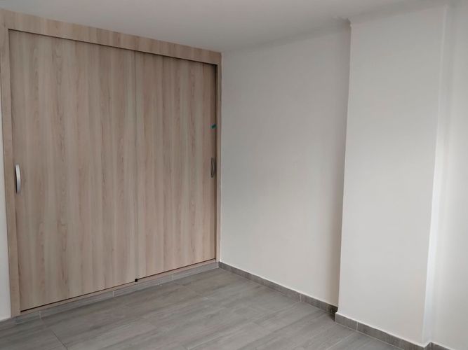 Apartamento de 3 alcobas en venta en El Poblado, Medellín, 138 m² · foto 8 de 17