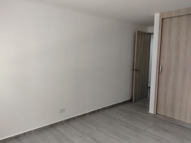 Apartamento de 3 alcobas en venta en El Poblado, Medellín, 138 m² · foto 10 de 17