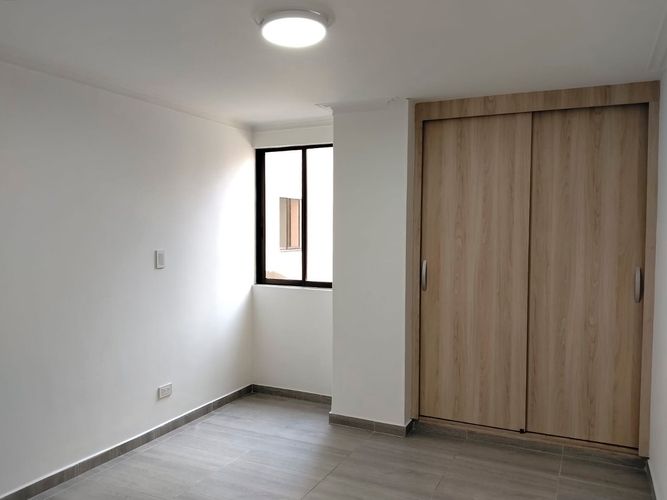 Apartamento de 3 alcobas en venta en El Poblado, Medellín, 138 m² · foto 12 de 17