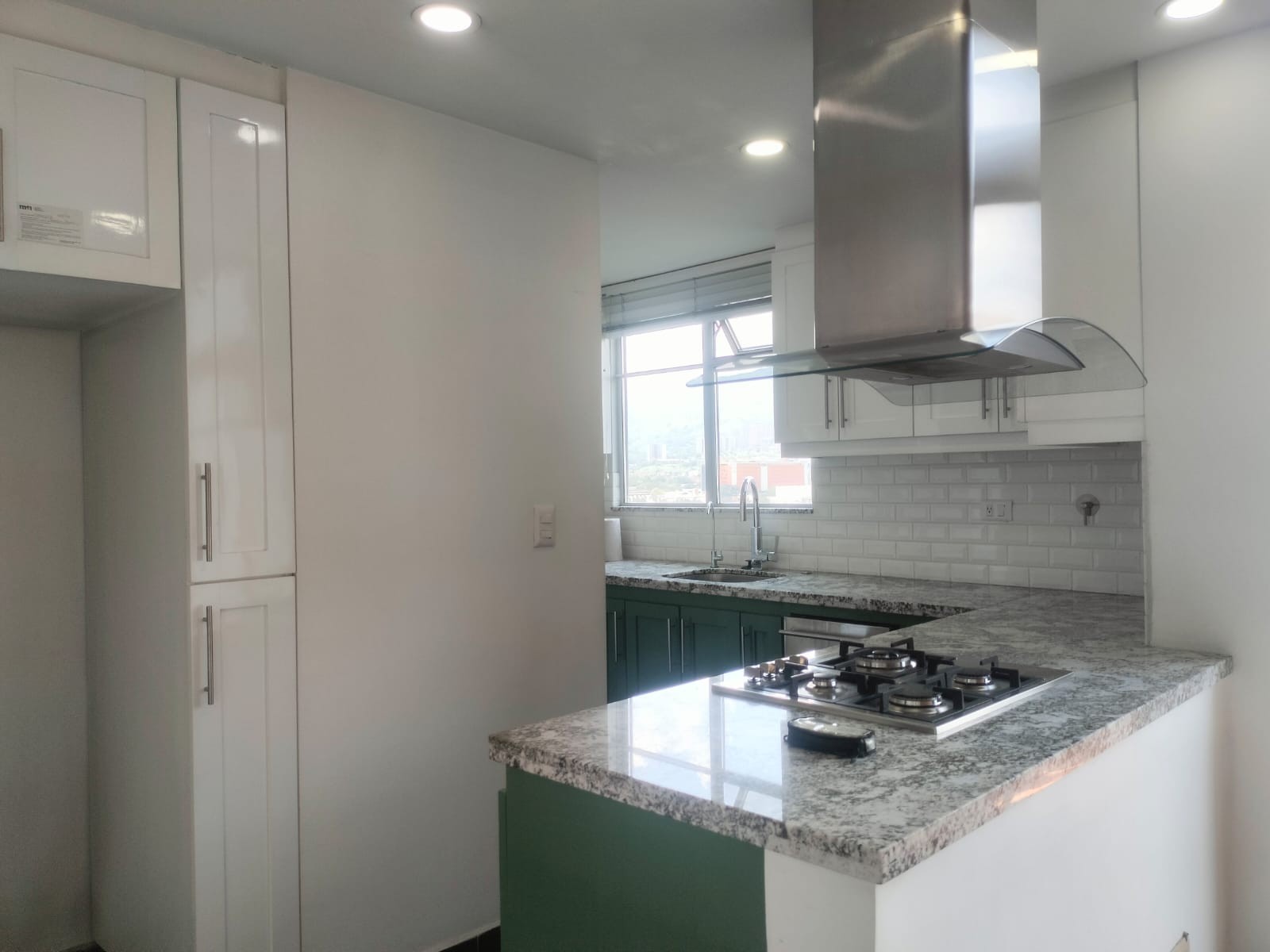 Apartamento en venta en Loma Benedictinos, Envigado · foto 5 de 18