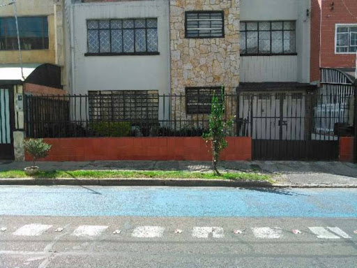 Casa en venta en Muequeta, Bogotá · foto 2 de 24