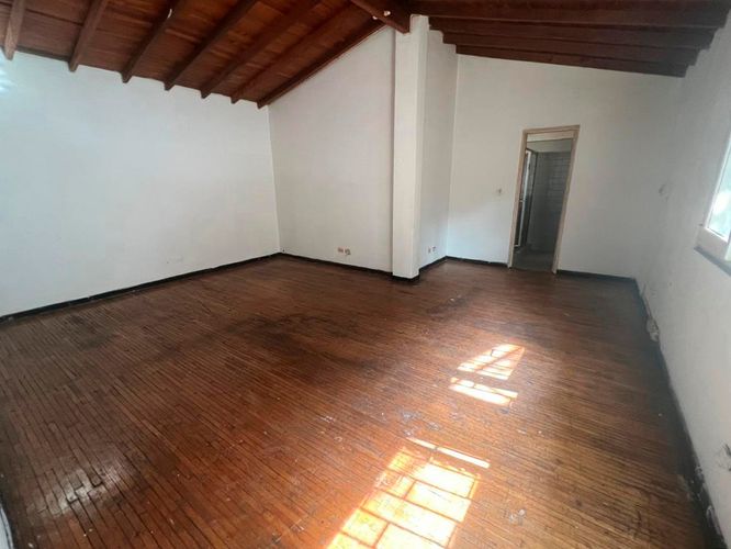 Oficina en arriendo en El Poblado, Medellín, 300 m² · foto 8 de 16