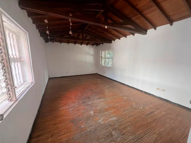 Oficina en arriendo en El Poblado, Medellín, 300 m² · foto 10 de 16