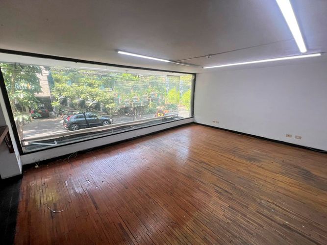 Oficina en arriendo en El Poblado, Medellín, 300 m² · foto 4 de 16