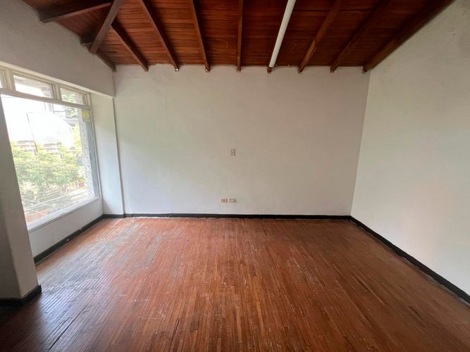 Oficina en arriendo en El Poblado, Medellín, 300 m² · foto 14 de 16