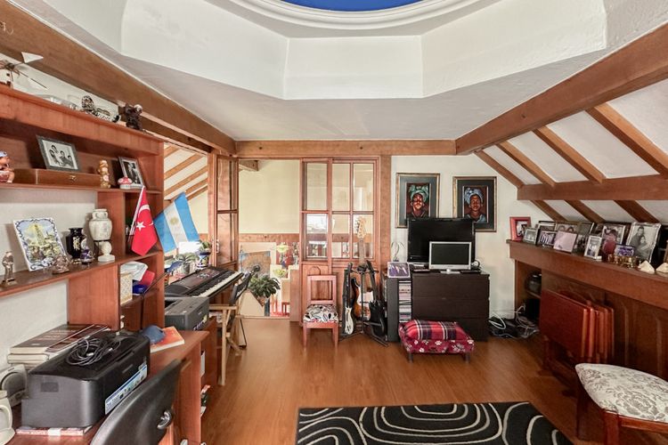 Casa de 3 alcobas en venta en Lindaraja, Bogotá, 179 m² · foto 11 de 24