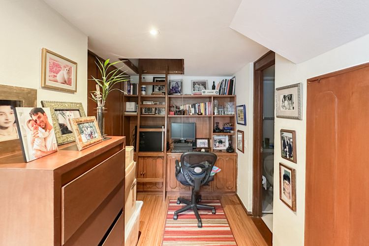 Casa de 3 alcobas en venta en Lindaraja, Bogotá, 179 m² · foto 15 de 24