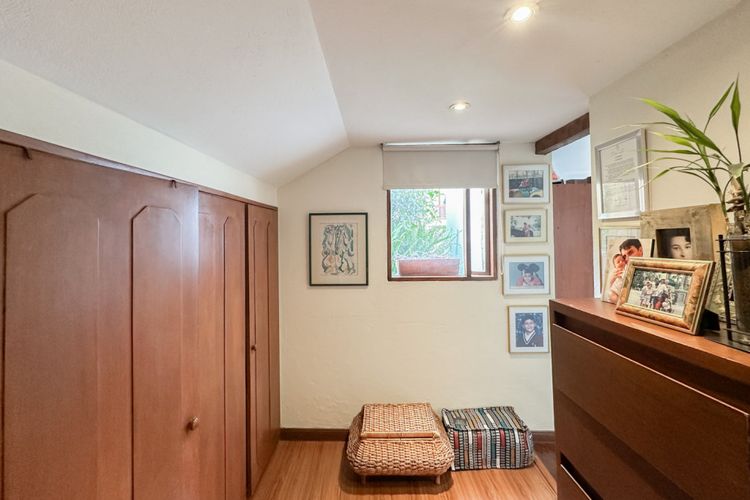 Casa de 3 alcobas en venta en Lindaraja, Bogotá, 179 m² · foto 16 de 24