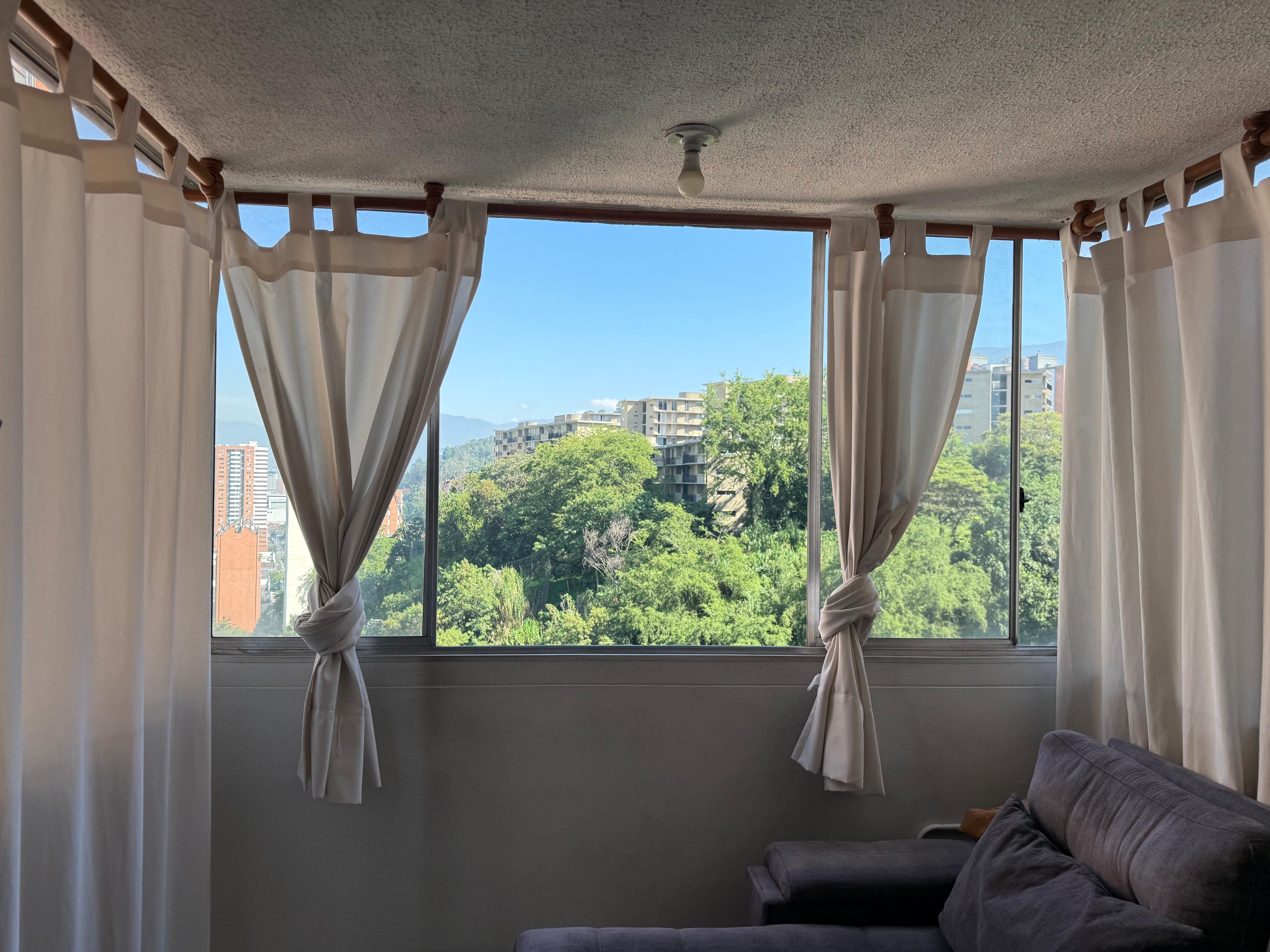 Apartamento en venta en El Poblado, Medellín 2