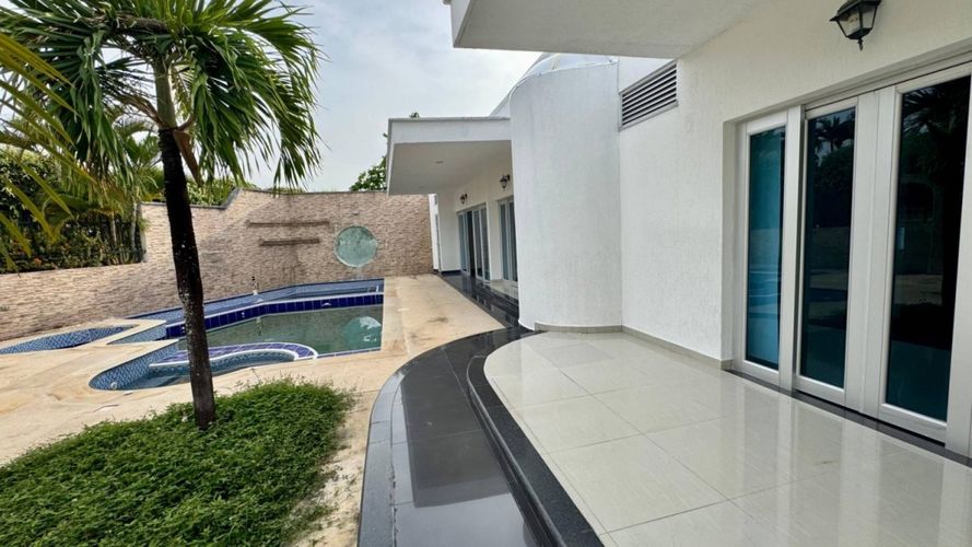 Casa de 6 alcobas en venta en El Centro Sur, Neiva, 246 m² · foto 17 de 18