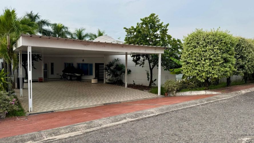 Casa de 6 alcobas en venta en El Centro Sur, Neiva, 246 m² · foto 18 de 18
