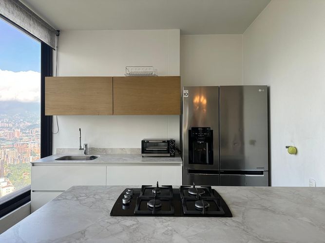 Apartamento de 1 alcoba en arriendo en El Poblado, Medellín, 89 m² · foto 10 de 19
