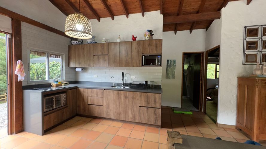 Casa de 6 alcobas en venta en La Mosquita, Rionegro, 280 m² · foto 3 de 24