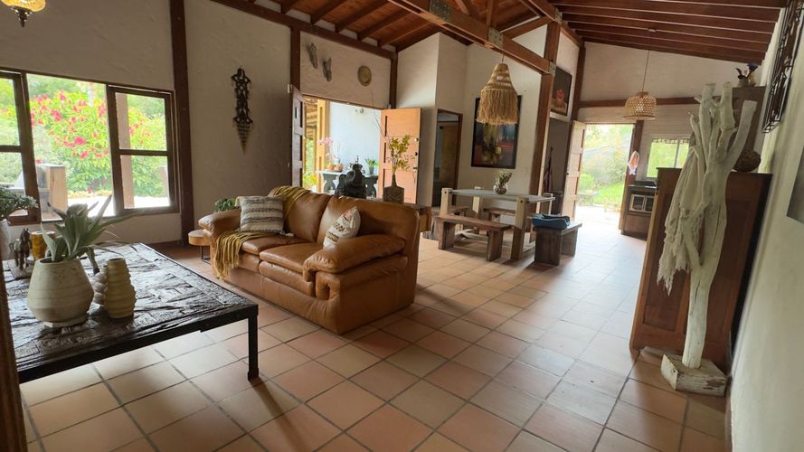 Casa de 6 alcobas en venta en La Mosquita, Rionegro, 280 m² · foto 11 de 24
