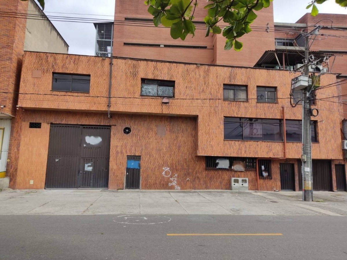 Bodega en venta en El Poblado, Medellín