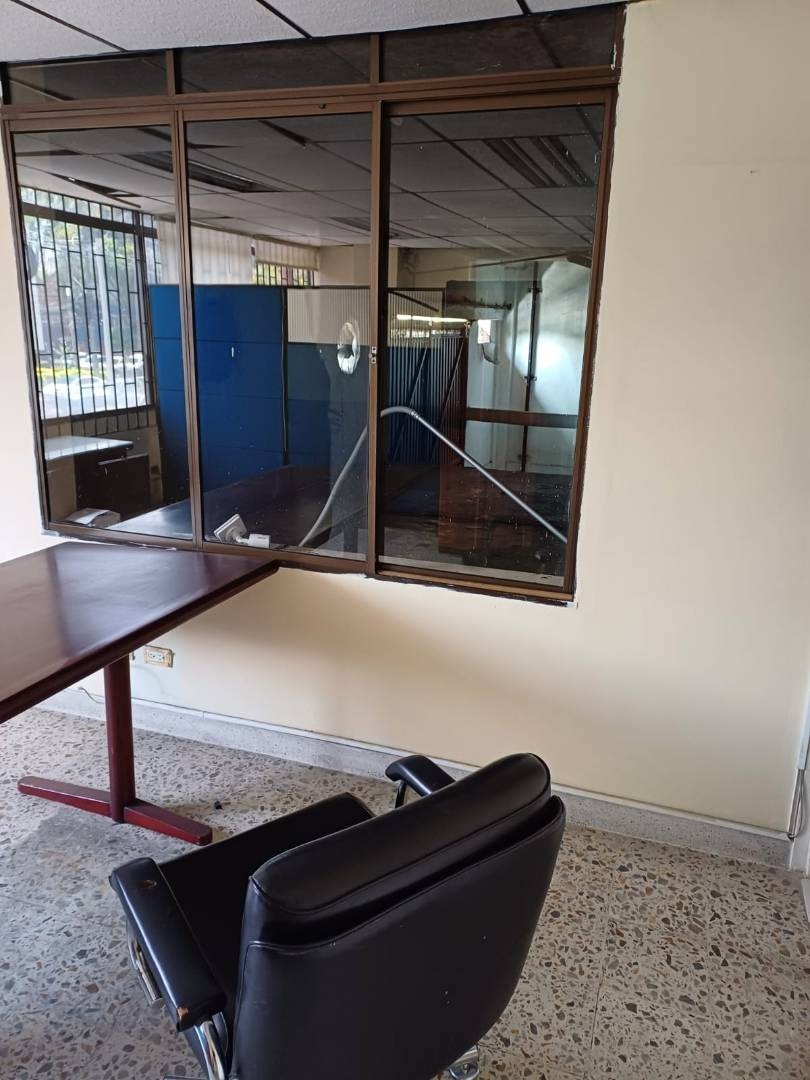 Bodega en venta en El Poblado, Medellín 4