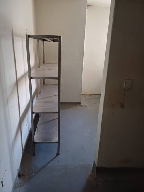 Bodega en venta en El Poblado, Medellín, 900 m² · foto 21 de 24