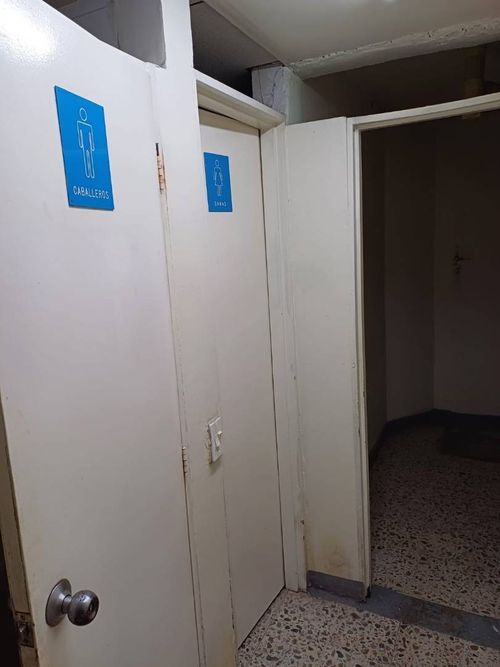 Bodega en venta en El Poblado, Medellín, 900 m² · foto 22 de 24
