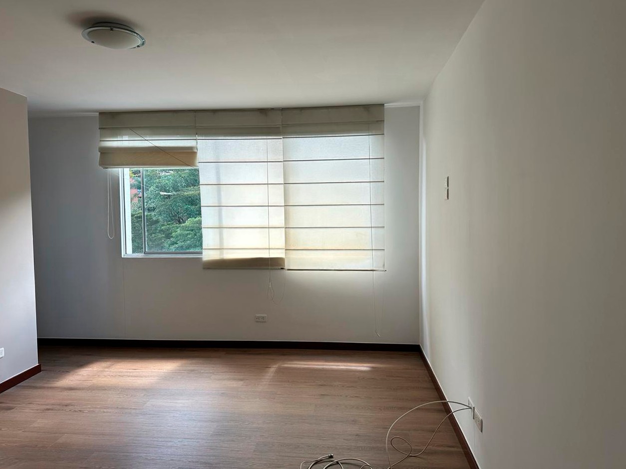 Apartamento en arriendo en El Poblado, Medellín · foto 9 de 19