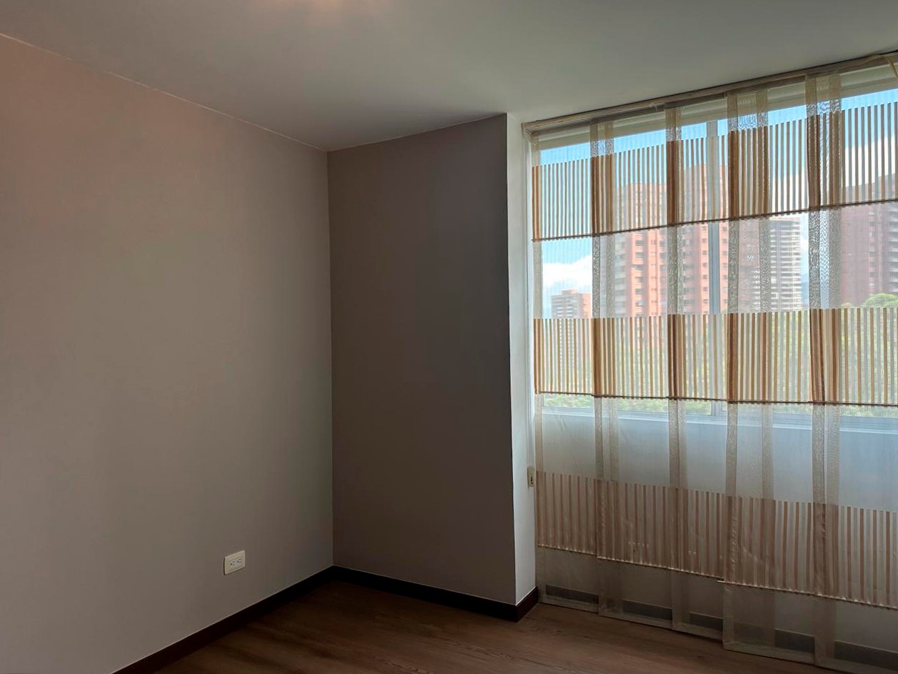Apartamento en arriendo en El Poblado, Medellín · foto 15 de 19