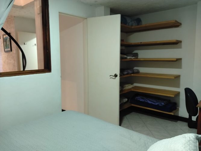 Apartamento de 2 alcobas en arriendo en El Poblado, Medellín, 80 m² · foto 10 de 19
