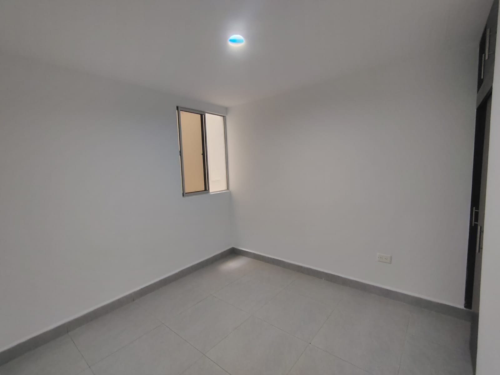 Apartamento en arriendo en Urbanizacion Milan Condominio Iv, Envigado · foto 7 de 14