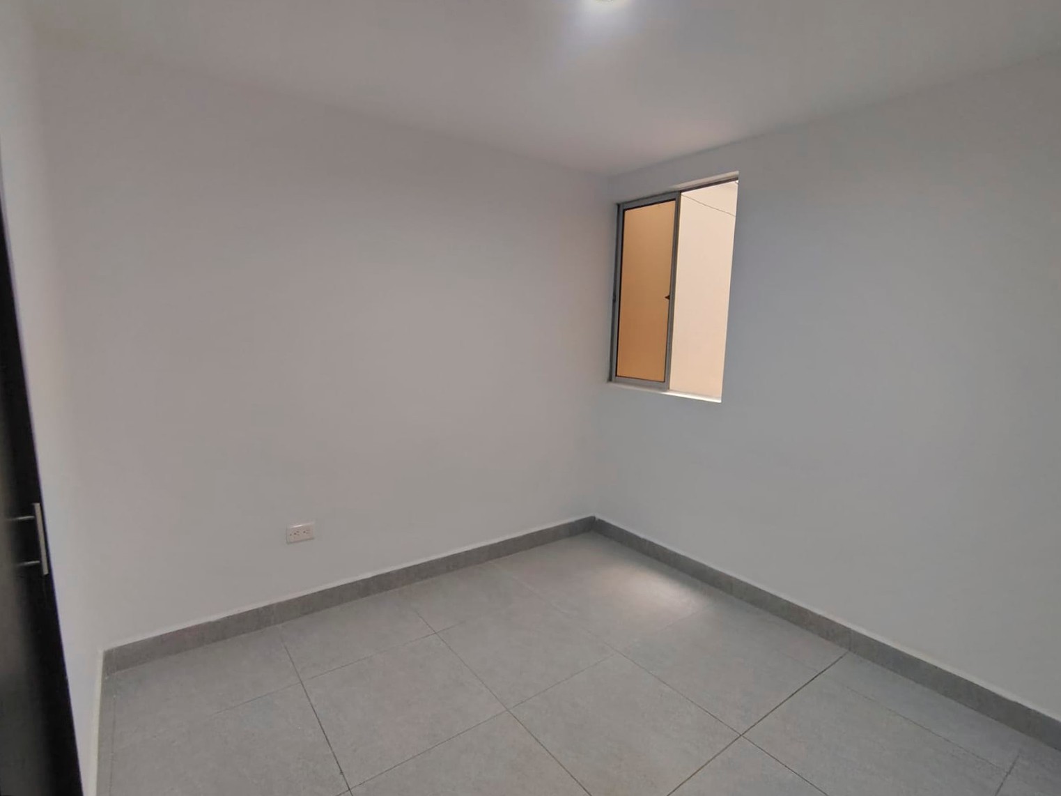 Apartamento en arriendo en Urbanizacion Milan Condominio Iv, Envigado · foto 8 de 14
