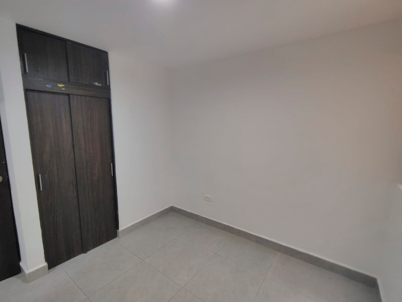 Apartamento en arriendo en Urbanizacion Milan Condominio Iv, Envigado · foto 9 de 14