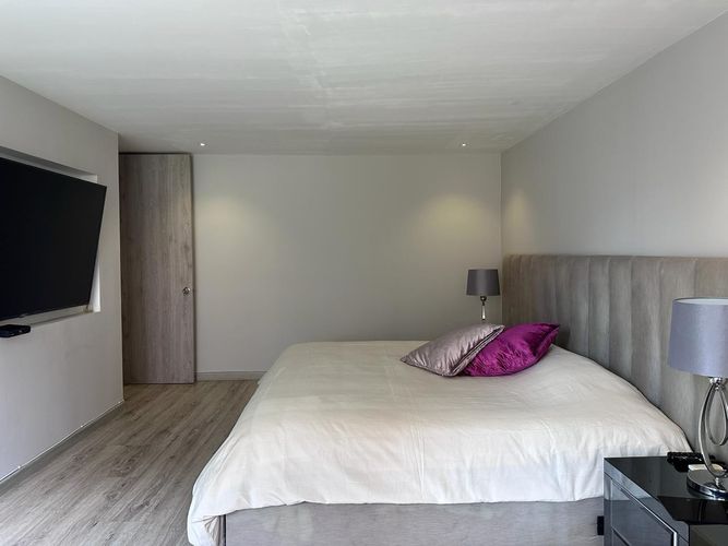 Apartamento de 3 alcobas en arriendo en El Poblado, Medellín, 235 m² · foto 13 de 18