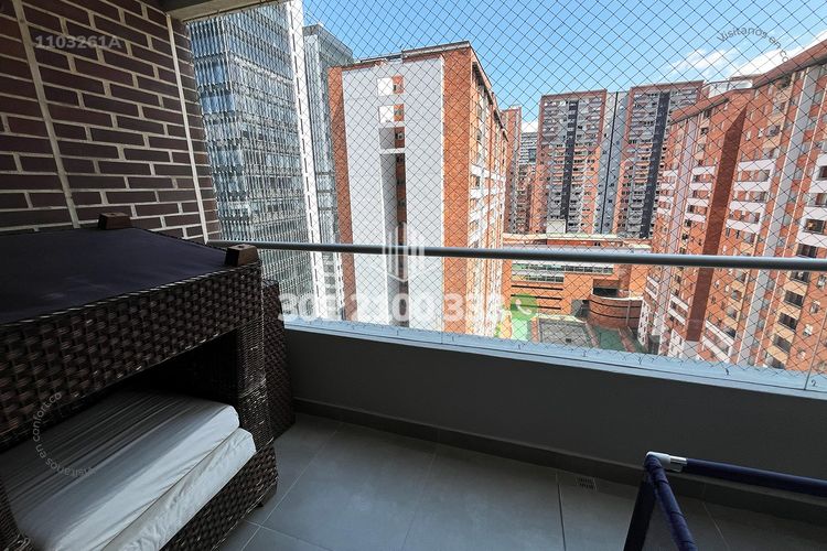 Apartamento de 2 alcobas en arriendo en Ciudad Del Río, Medellín, 90 m² · foto 5 de 24