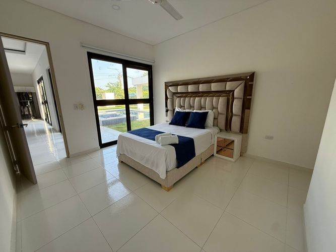 Casa de 3 alcobas en venta en Las Palmas, Ricaurte, 280 m² · foto 8 de 24