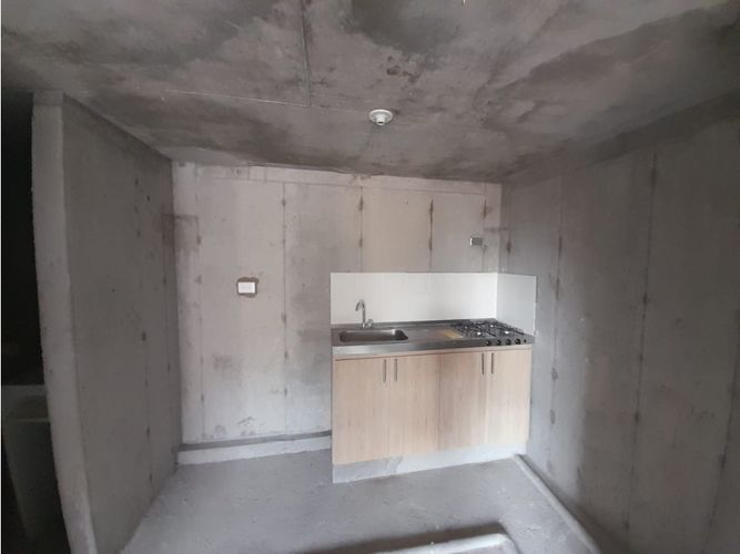 Apartamento de 3 alcobas en venta en El Rosario, Bello, 68 m² · foto 7 de 9