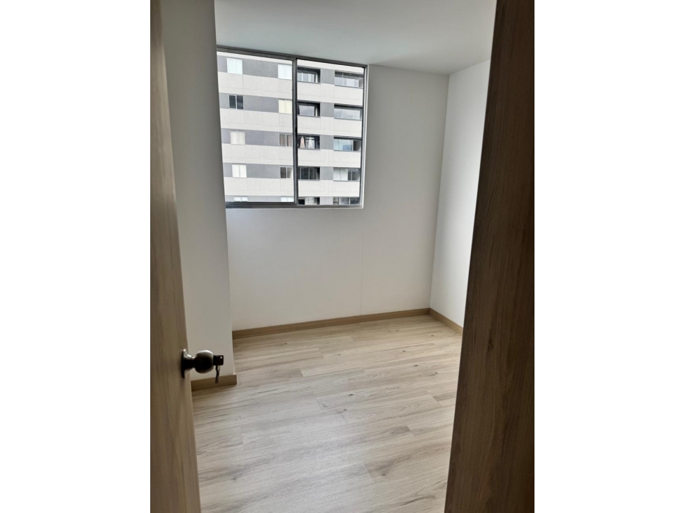 Apartamento en venta en Shellmar, Medellín · foto 17 de 24