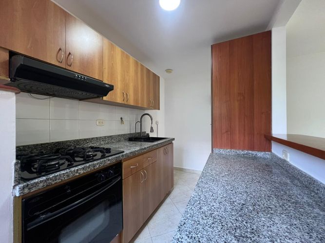 Apartamento de 2 alcobas en venta en Alto De Misael, Envigado, 70 m² · foto 5 de 19