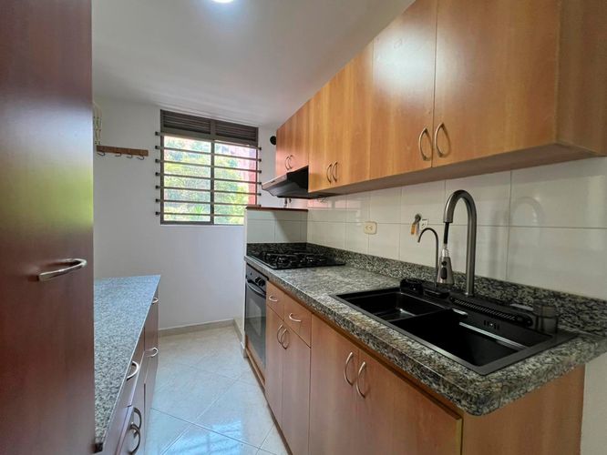 Apartamento de 2 alcobas en venta en Alto De Misael, Envigado, 70 m² · foto 6 de 19