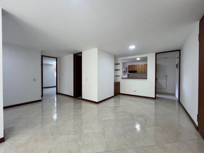 Apartamento de 2 alcobas en venta en Alto De Misael, Envigado, 70 m² · foto 11 de 19