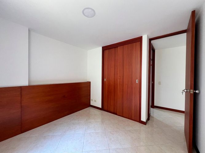 Apartamento de 2 alcobas en venta en Alto De Misael, Envigado, 70 m² · foto 17 de 19