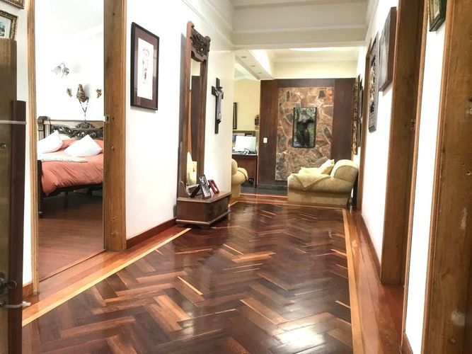 Casa de 5 alcobas en venta en Niza Norte, Bogotá, 360 m² · foto 8 de 20