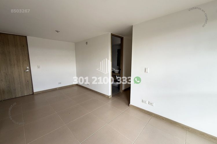 Apartamento de 3 alcobas en venta en La Ceja, 100 m² · foto 2 de 24