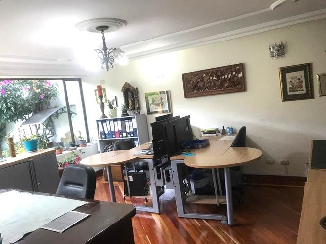Casa de 5 alcobas en venta en Niza Norte, Bogotá, 360 m² · foto 10 de 20