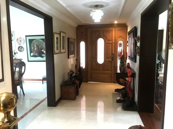 Casa de 5 alcobas en venta en Niza Norte, Bogotá, 360 m² · foto 7 de 20