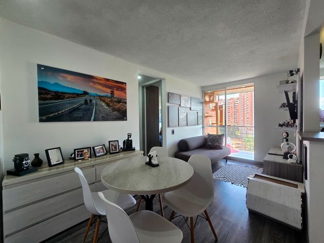 Apartamento de 2 alcobas en venta en Belén, Medellín, 60 m² · foto 4 de 14