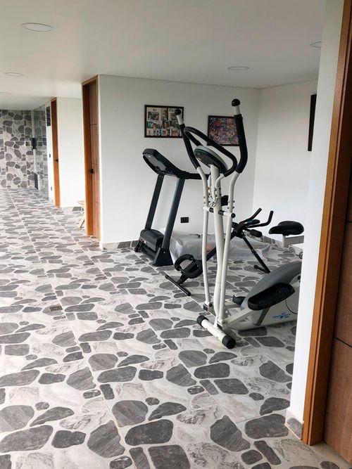 Casa de 5 alcobas en venta en Las Cruces, Guarne · foto 12 de 12