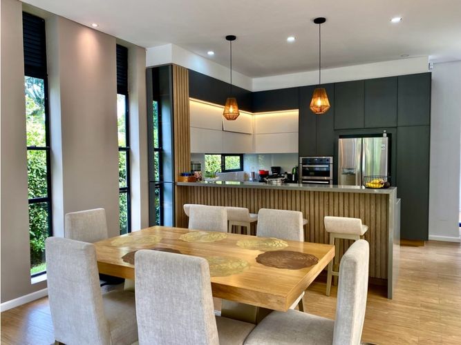 Casa de 5 alcobas en venta en Alfaguara, Jamundí, 392 m² · foto 4 de 24