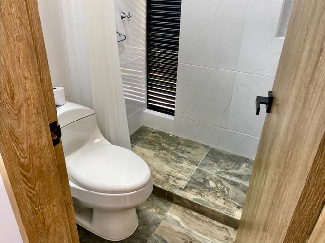 Casa de 5 alcobas en venta en Alfaguara, Jamundí, 392 m² · foto 7 de 24
