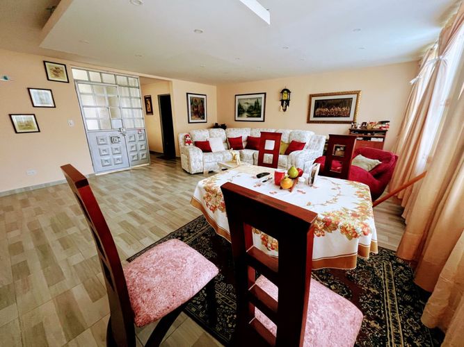 Casa de 6 alcobas en venta en Jazmin, Bogotá, 131 m² · foto 2 de 23